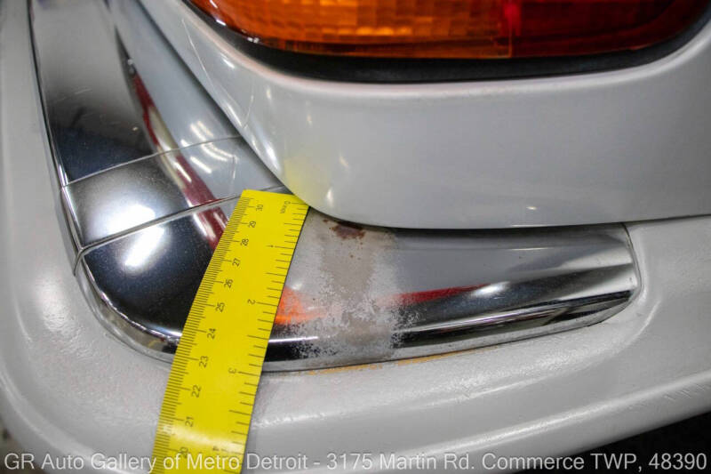 1991 Mercedes-Benz 560-Class 560 SEL