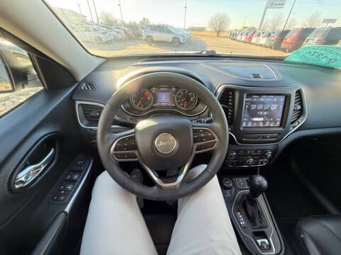 2022 Jeep Cherokee Latitude Lux