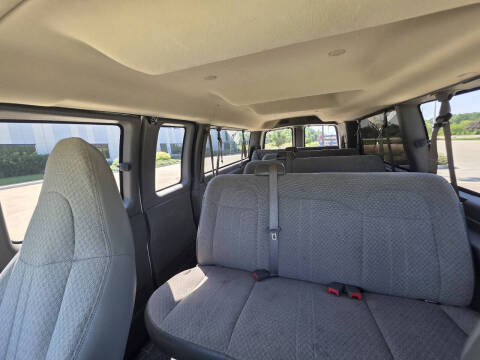 2017 Chevrolet Express LT 3500
