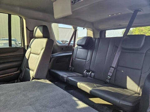 2017 Chevrolet Suburban LT