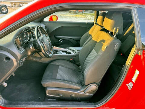 2022 Dodge Challenger SXT