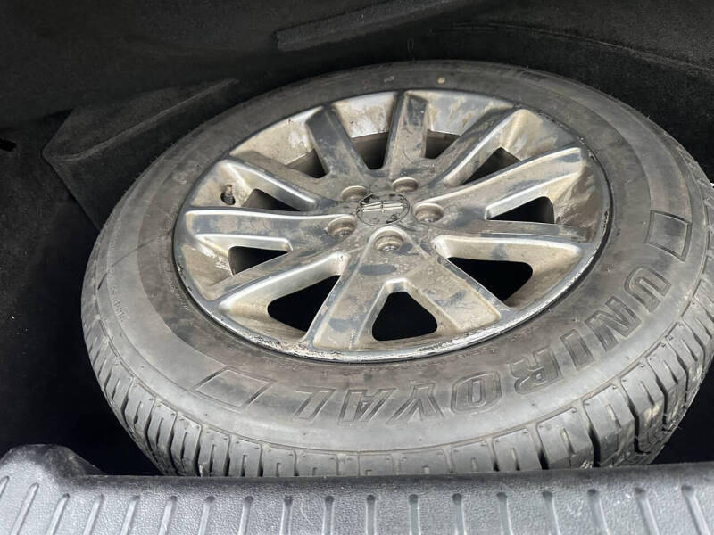 2019 Lincoln MKT Town Car Livery Fleet