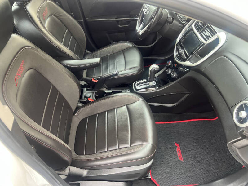 2018 Chevrolet Sonic Premier Auto