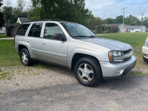 2005 Chevrolet TrailBlazer for sale at Antique Motors in Plymouth IN