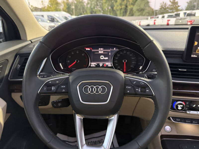 2019 Audi Q5 quattro Premium 45 TFSI