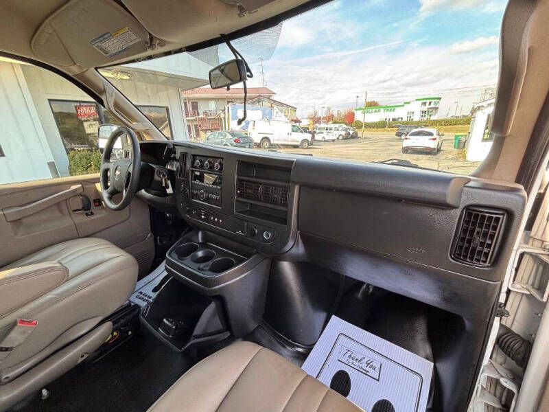 2021 Chevrolet Express 2500