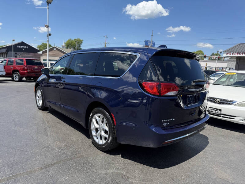 2019 Chrysler Pacifica Touring Plus
