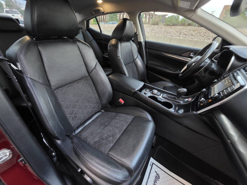 2017 Nissan Maxima 3.5 SR