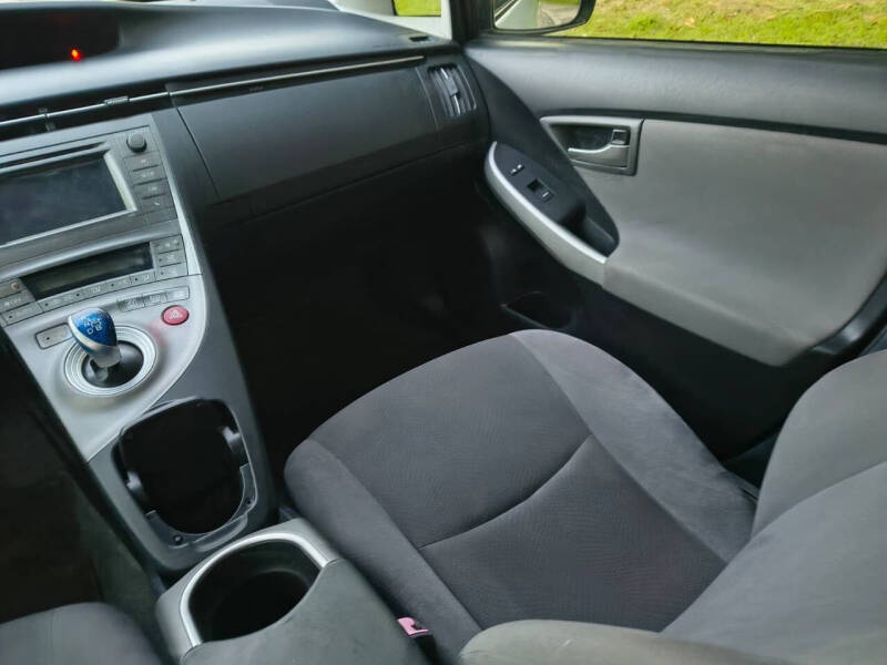 2013 Toyota Prius Three