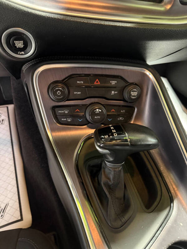 2018 Dodge Challenger SXT