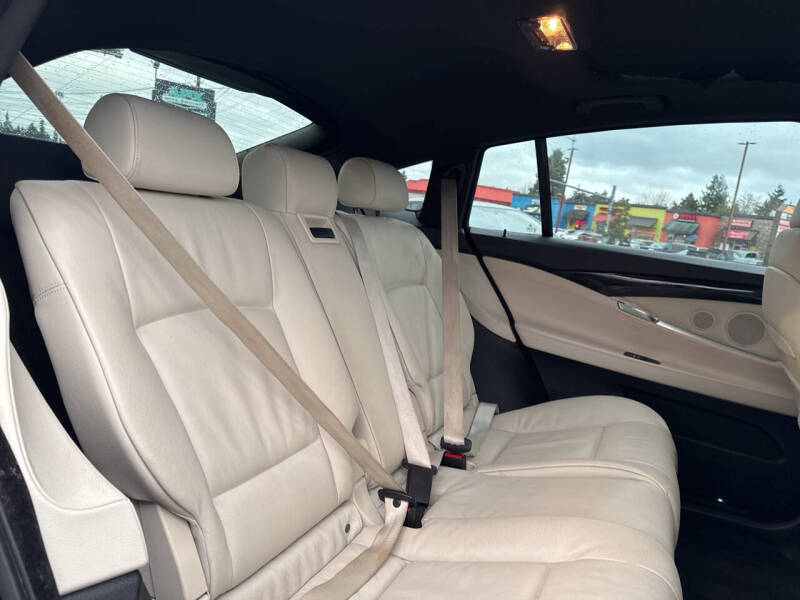 2012 BMW 5 Series 535i Gran Turismo