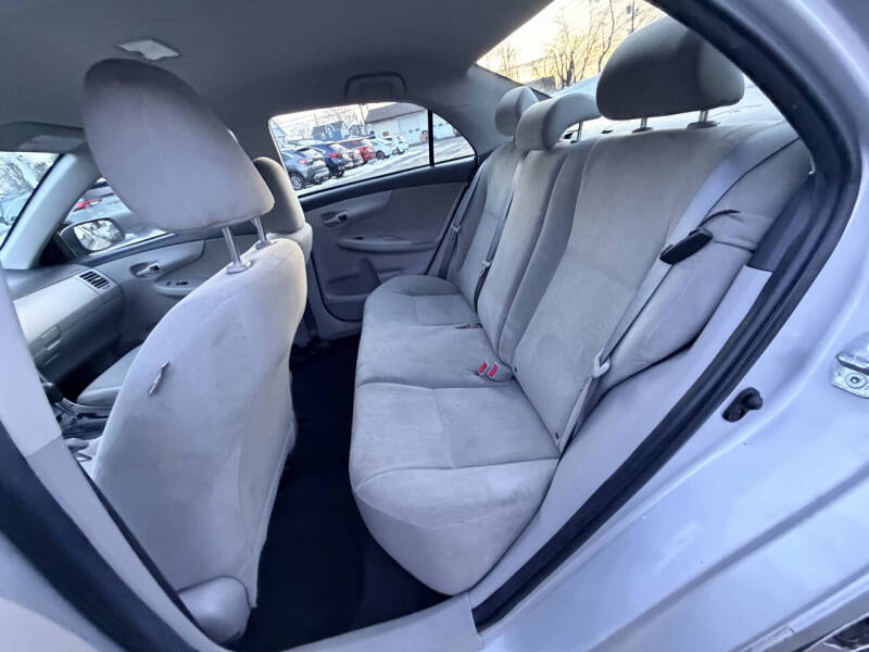 2013 Toyota Corolla LE