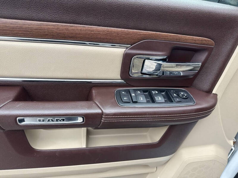 2013 RAM 1500 Laramie