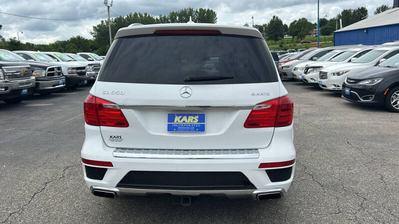 2015 Mercedes-Benz GL-Class GL 550 4MATIC