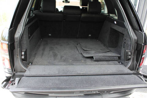 2020 Land Rover Range Rover P525 HSE