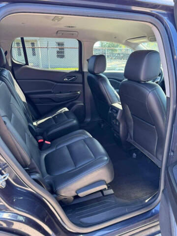 2019 GMC Acadia SLT-1