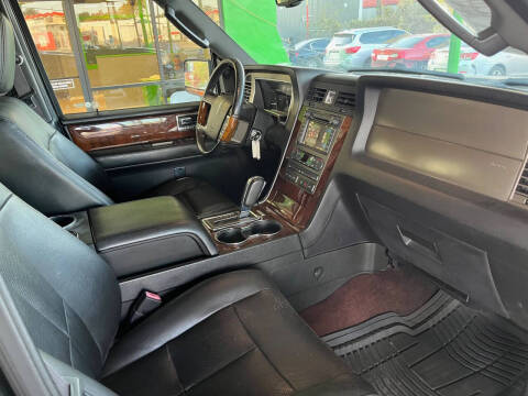 2013 Lincoln Navigator L