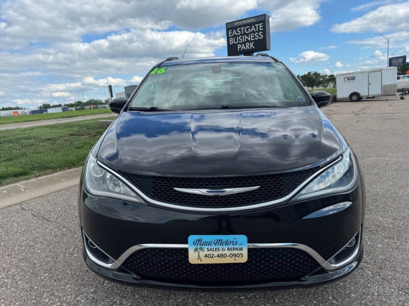 2017 Chrysler Pacifica Touring-L