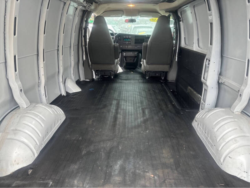 2020 Chevrolet Express 2500