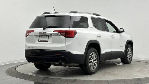 2017 GMC Acadia SLE-2