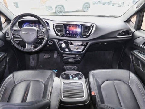 2019 Chrysler Pacifica Touring L Plus
