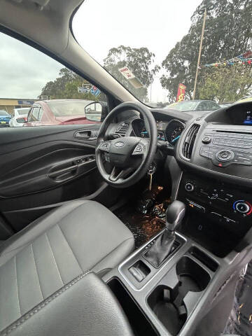 2017 Ford Escape S