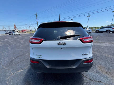 2017 Jeep Cherokee Latitude