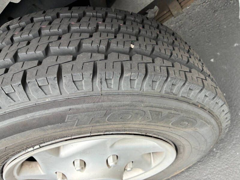 2006 Ford E-Series E-350 SD XLT
