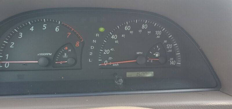 2004 Toyota Camry Standard