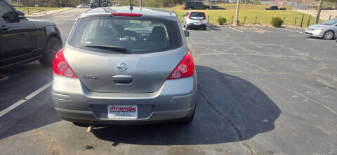 2008 Nissan Versa 1.8 S