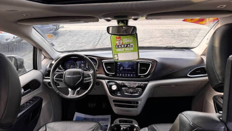 2018 Chrysler Pacifica Touring L Plus