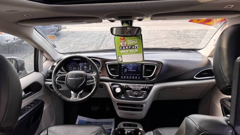 2018 Chrysler Pacifica Touring L Plus