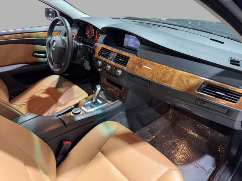 2008 BMW 5 Series 528i