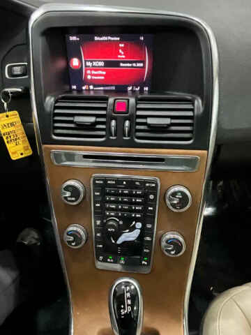 2017 Volvo XC60 T5 Inscription