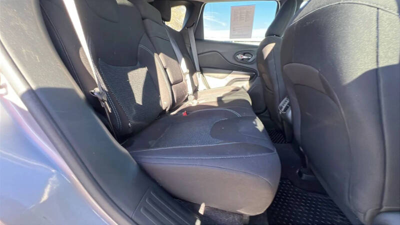 2019 Jeep Cherokee Latitude