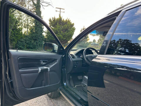 2014 Volvo XC90 3.2 R-Design Platinum