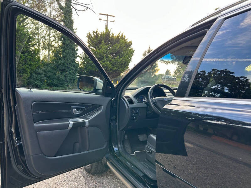 2014 Volvo XC90 3.2 R-Design Platinum