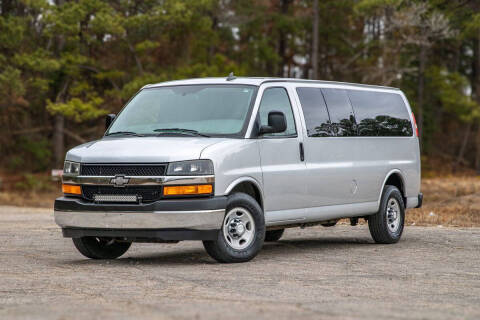 2017 Chevrolet Express LT 3500
