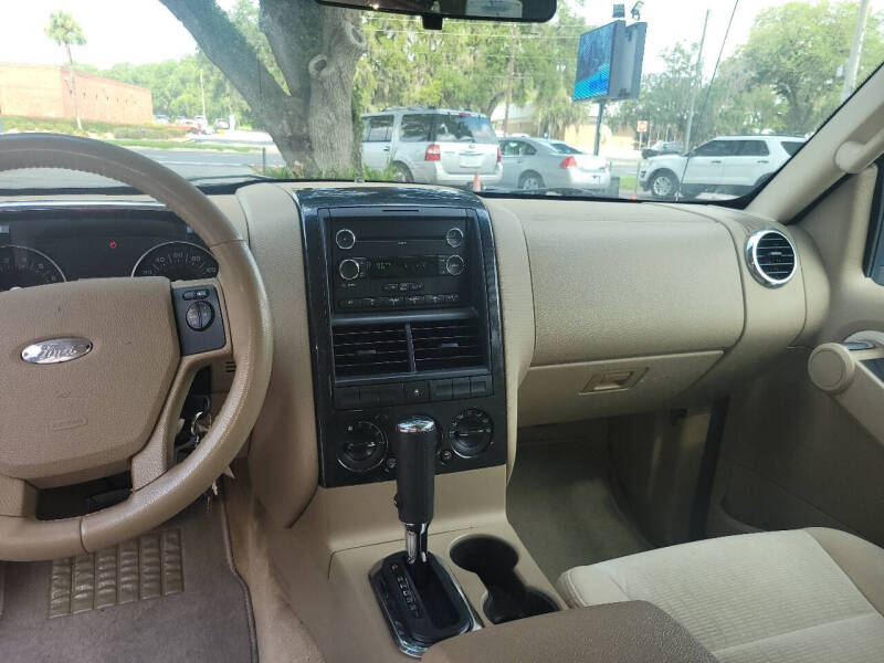 2010 Ford Explorer XLT