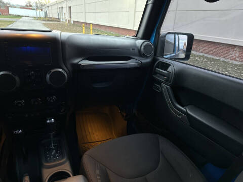 2015 Jeep Wrangler Unlimited Sport