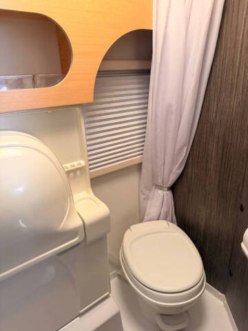 2018 nuCamp RV TAB