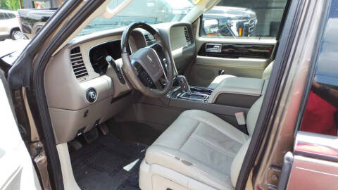 2016 Lincoln Navigator Select
