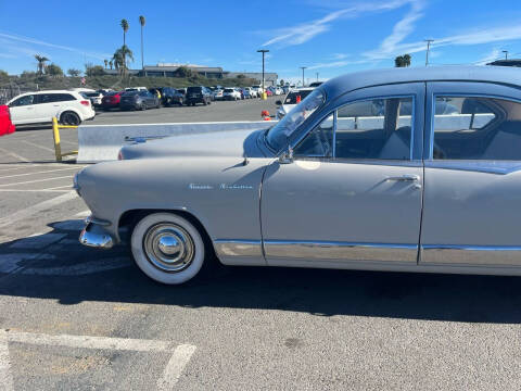 1953 Kaiser Manhattan