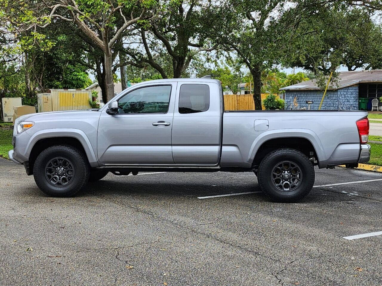 2017 TOYOTA Tacoma Pickup - $23,995