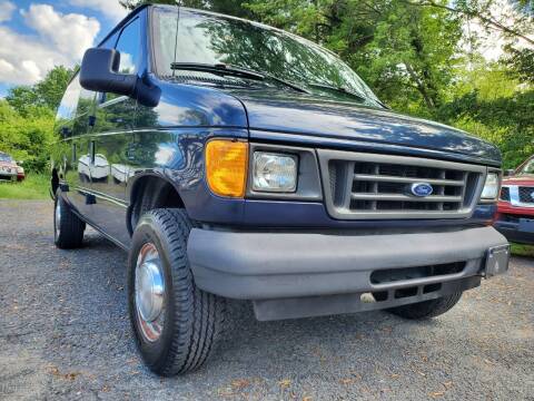 2005 Ford E-Series for sale at Jacob's Auto Sales Inc in West Bridgewater MA