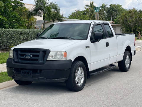 2005 Ford F-150 for sale at L G AUTO SALES in Boynton Beach FL