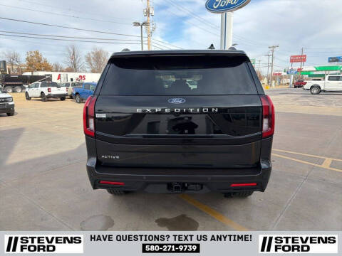 2025 Ford Expedition Active