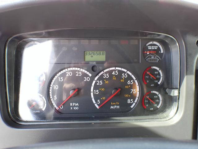 2015 Freightliner M2 106