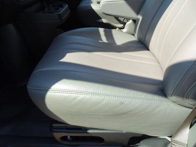 2024 Chevrolet Express LS 3500