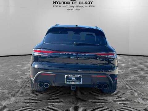 2023 Porsche Macan T